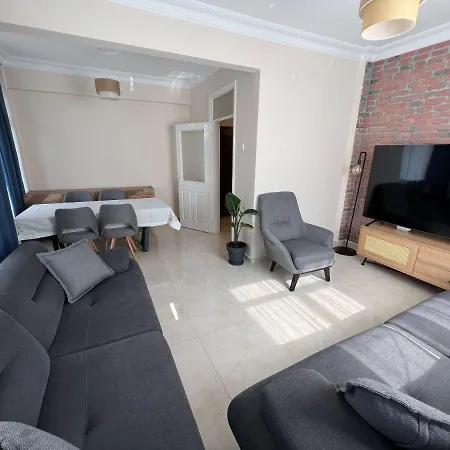 Daire Kaleici, Old 3 Bed *
